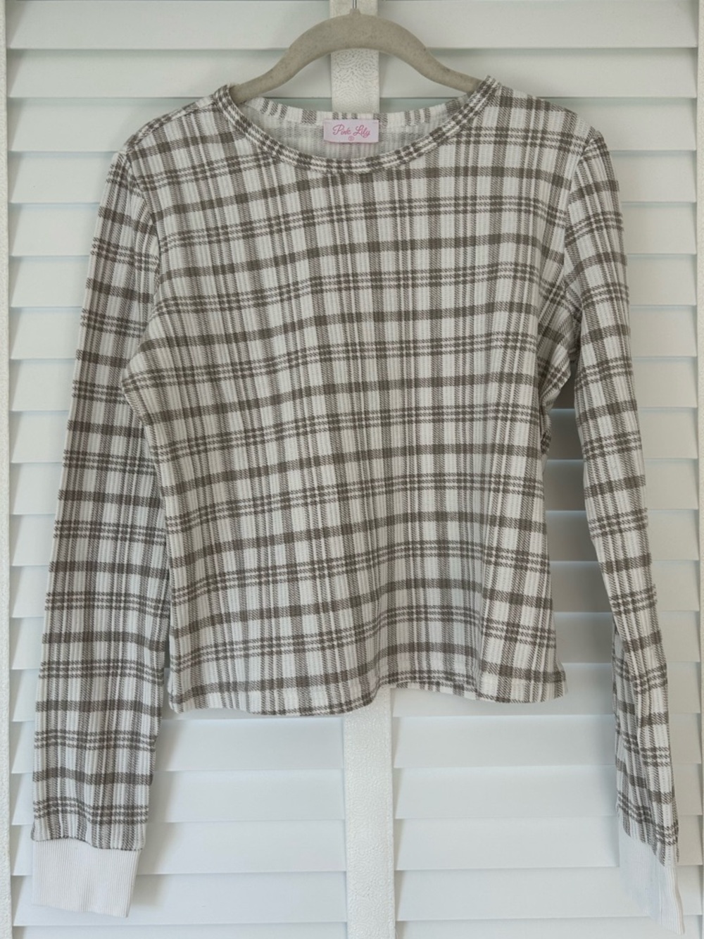 Pink Lily Top Long Sleeve Cropped Tan and Cream Plaid Ribbed Small